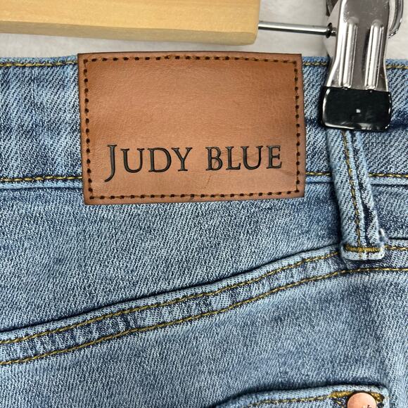 Judy Blue Wide Crop Jeans 5/27 Light Wash Blue Mid Rise Raw Hem JB88903 Stretch - Picture 5 of 13